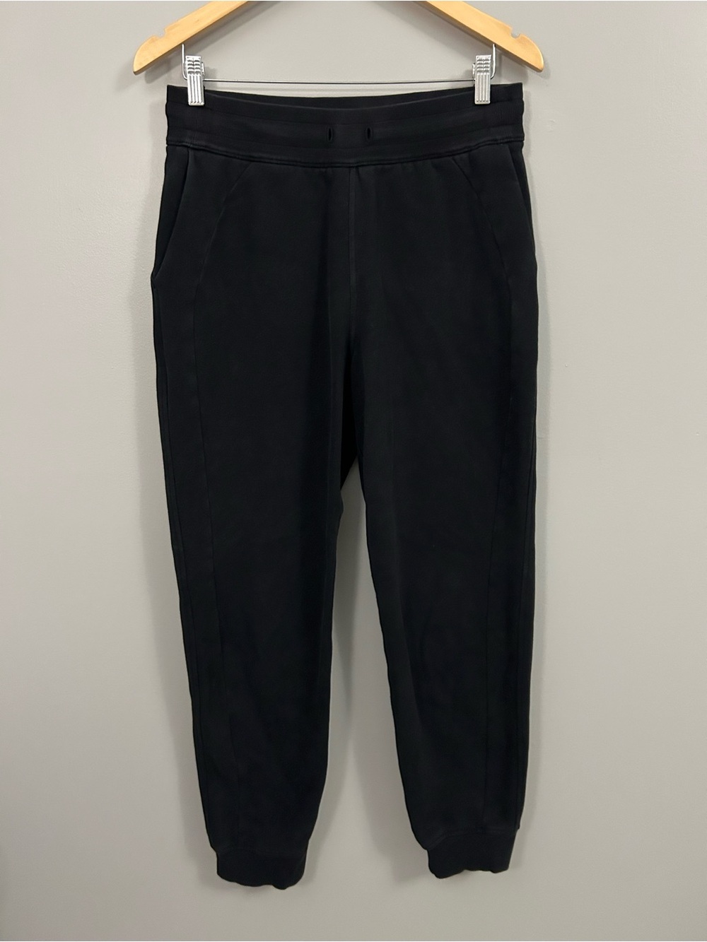 lululemon athletica Black Women's Joggers Size 8